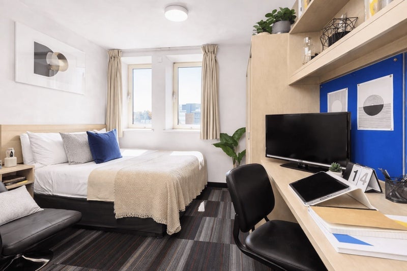 Room Hales Street in Coventry
