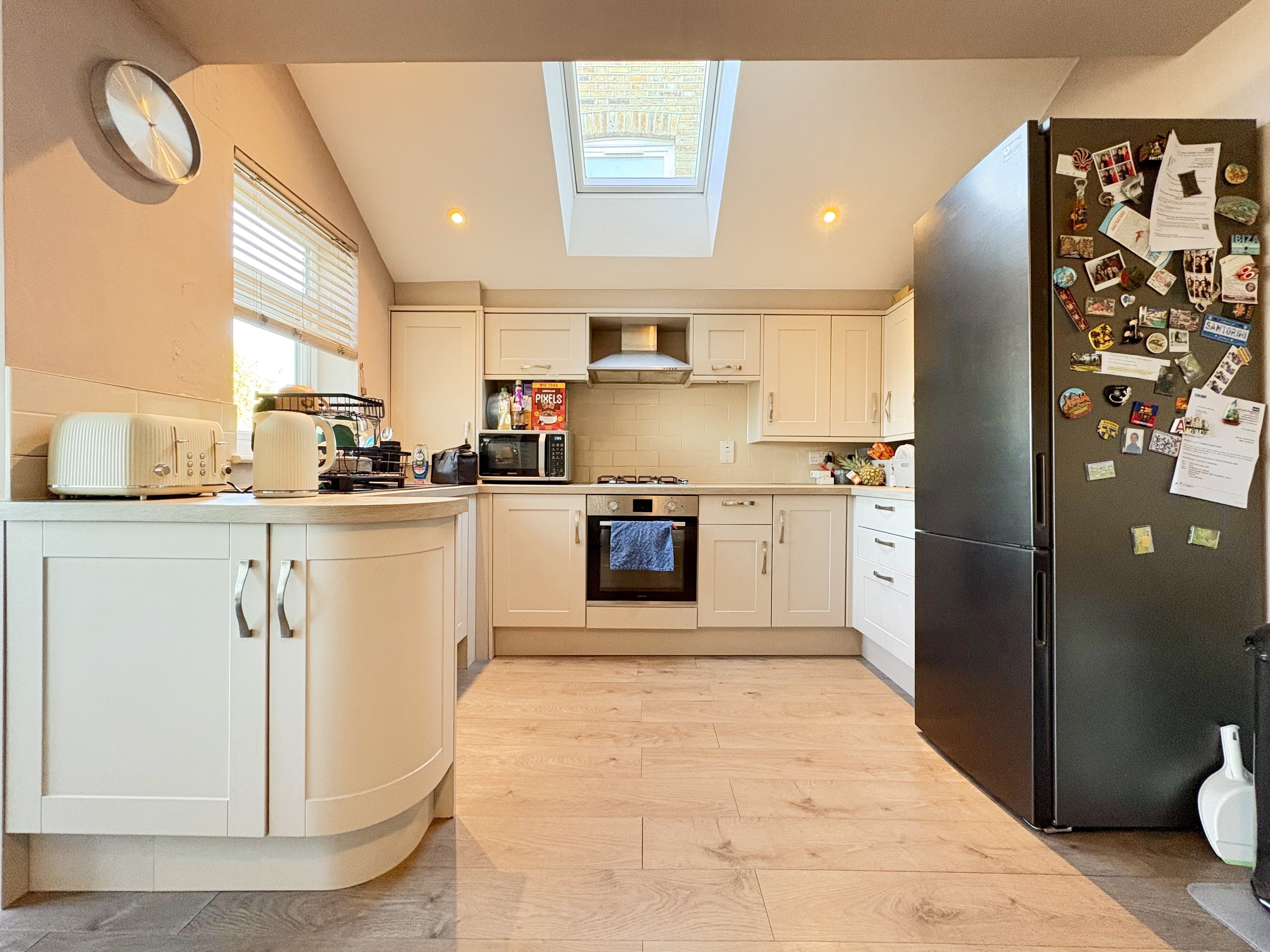 Room Nithdale Road in Greater London