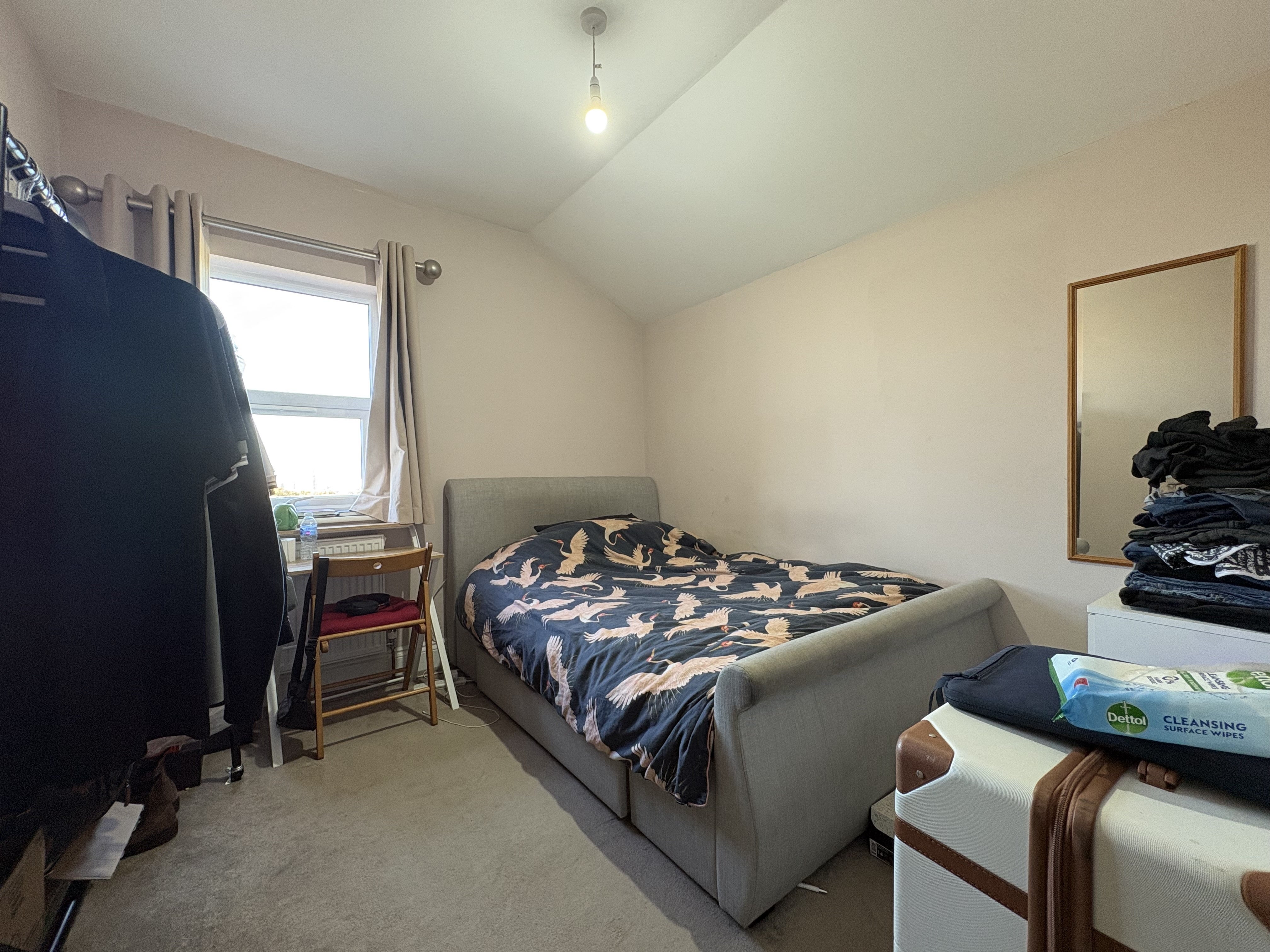 Room Nithdale Road in Greater London