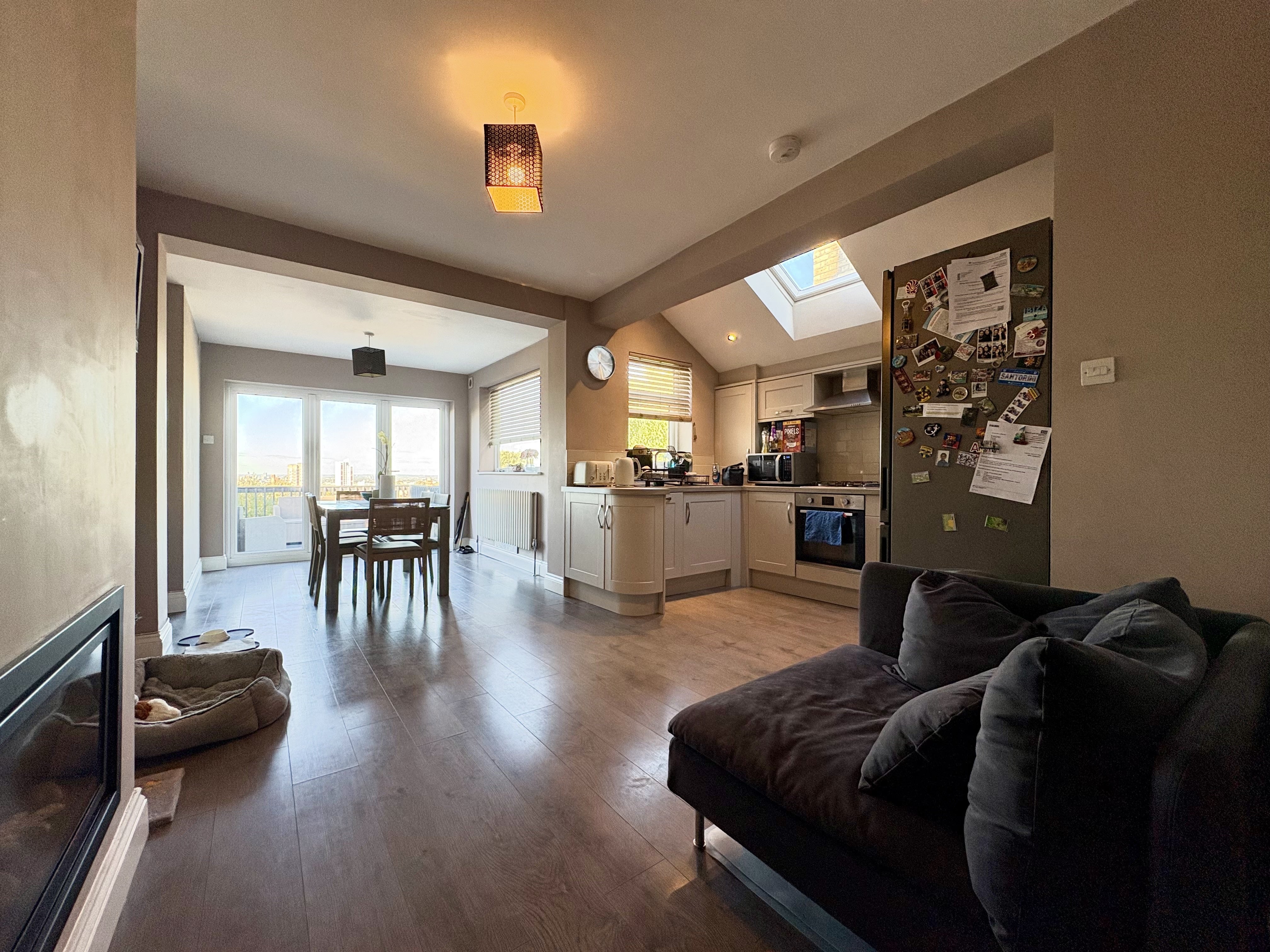 Room Nithdale Road in Greater London