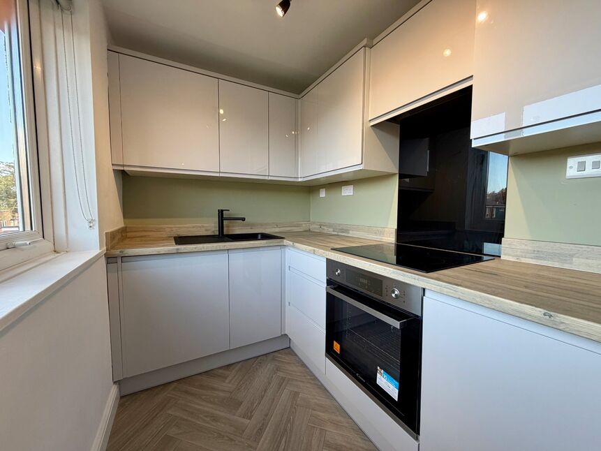 Flat Blackhill Avenue in North Tyneside