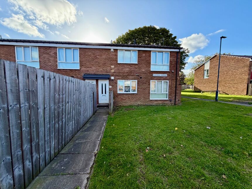 Flat Blackhill Avenue in North Tyneside