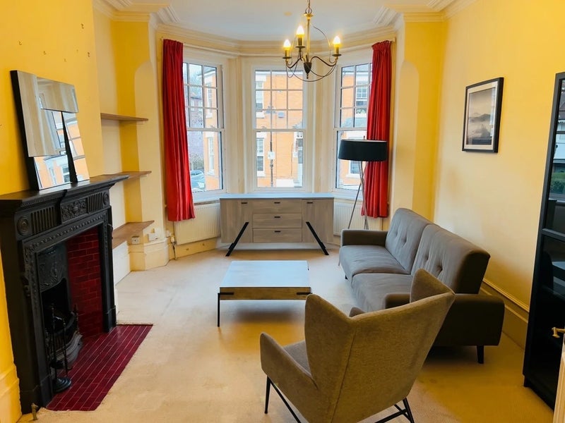 Flat Milton Road in Greater London