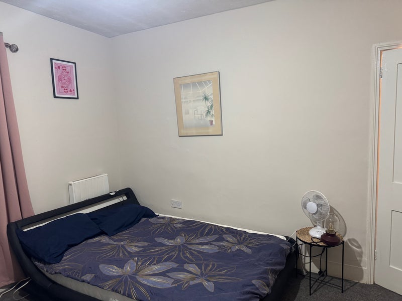 Room Hardy Passage in Greater London