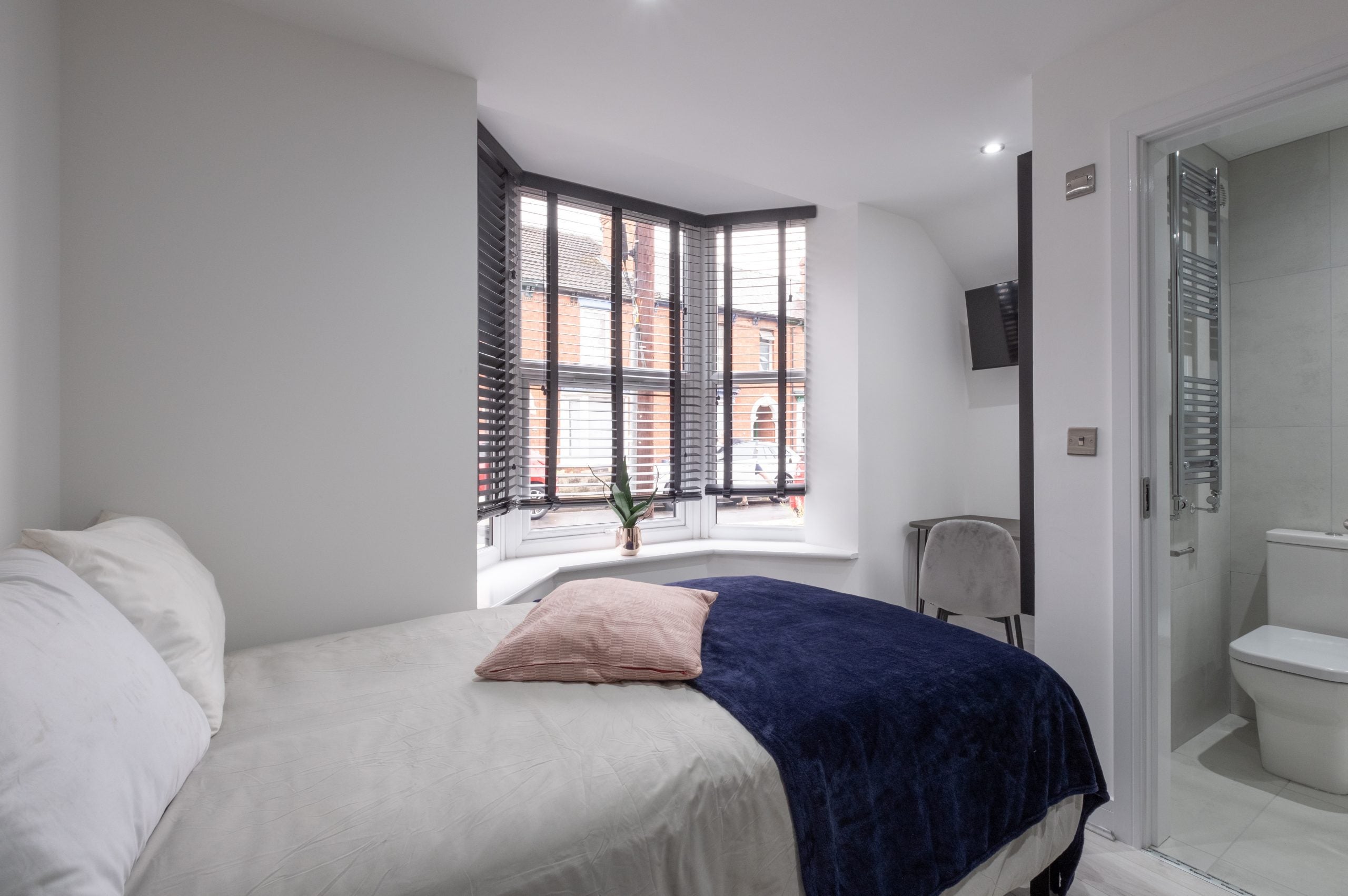Room Foster Street in Lincoln