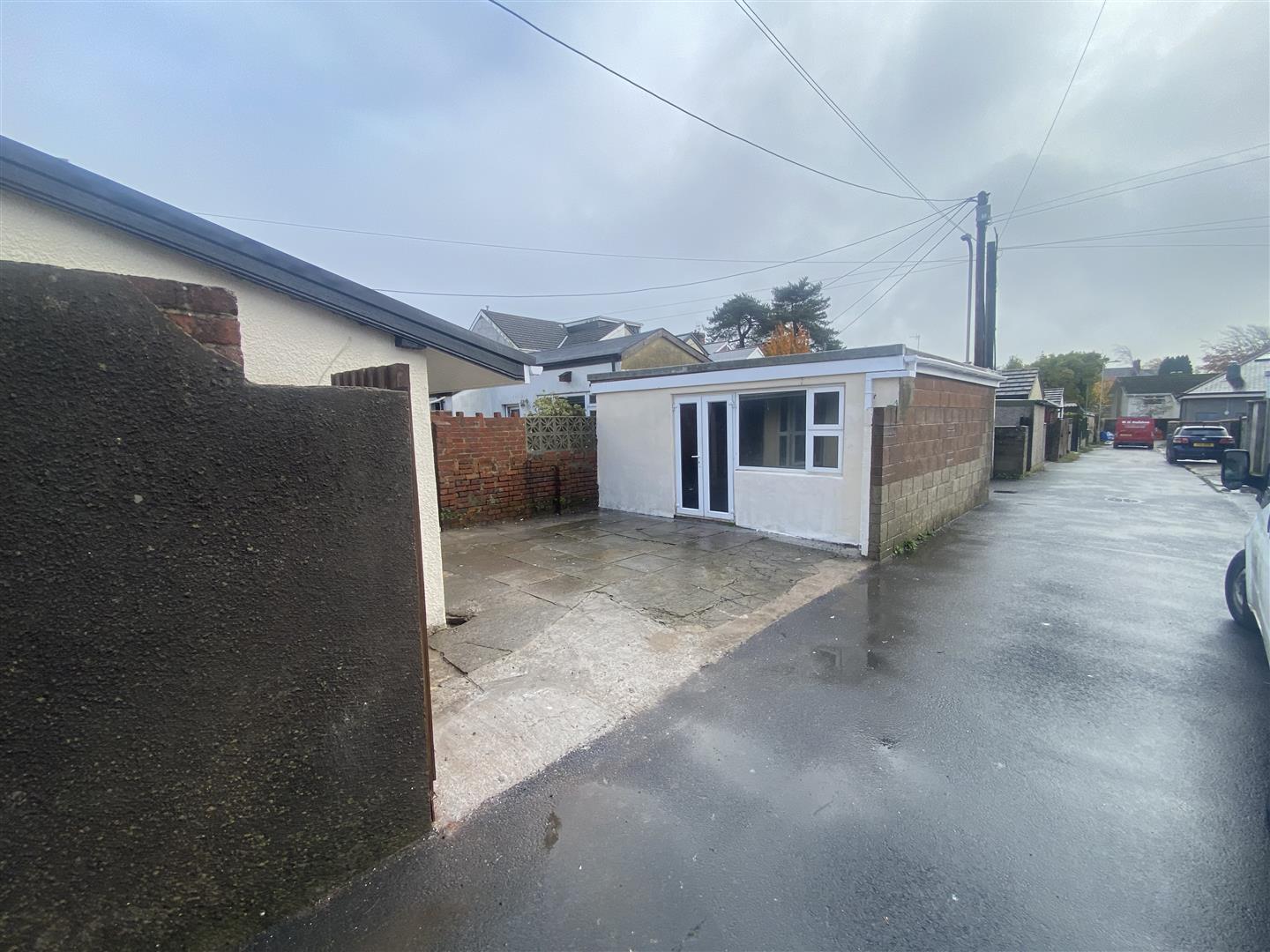 Room Caewallis Street in Bridgend