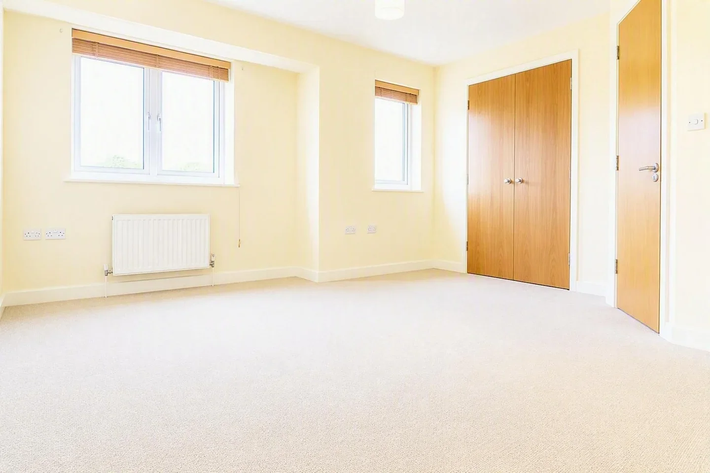 House Burcher Gale Grove in Greater London