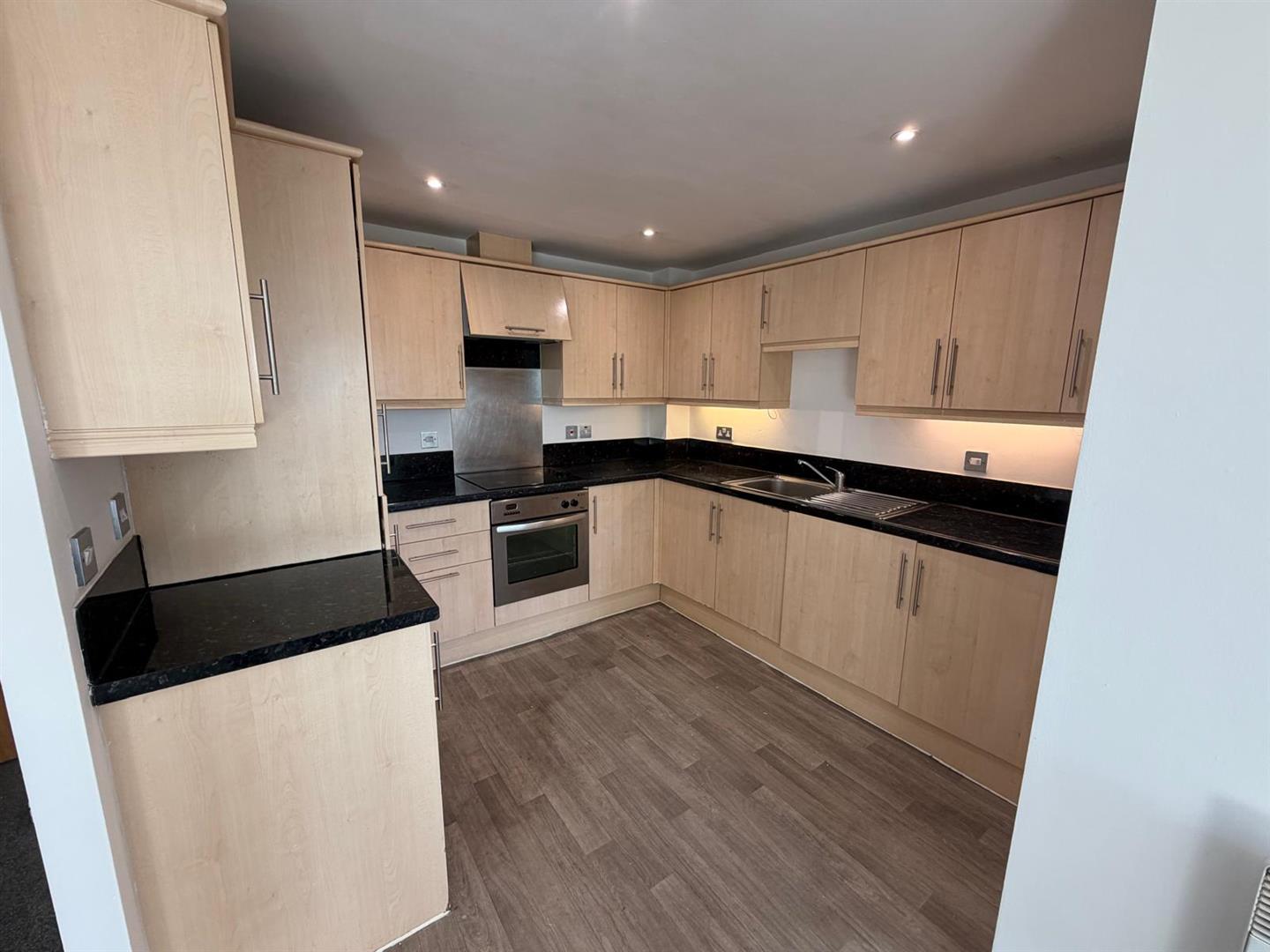 Flat Marsden Road in Bolton