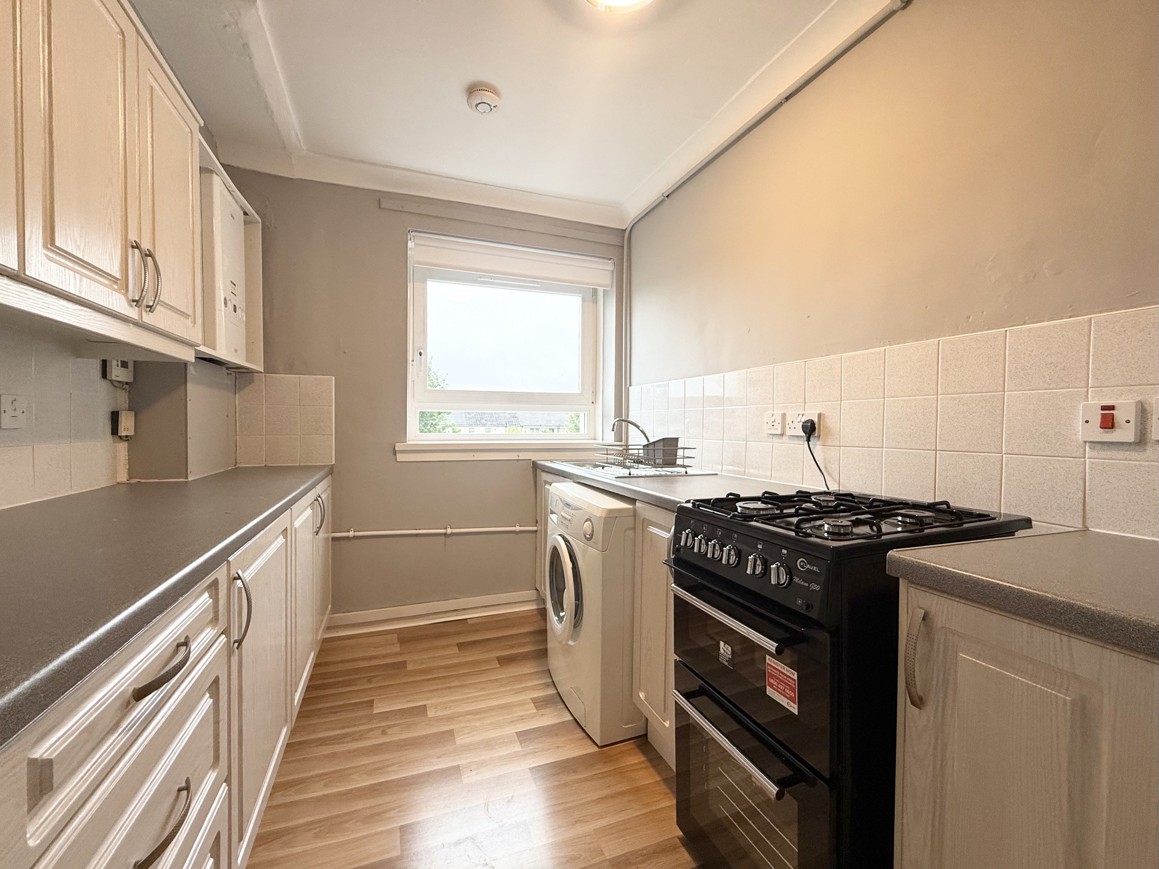 Flat Glenmore Avenue in Glasgow