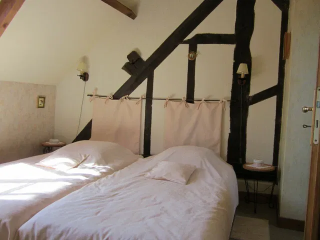 Room Route de la Barre in Mesnil-en-Ouche