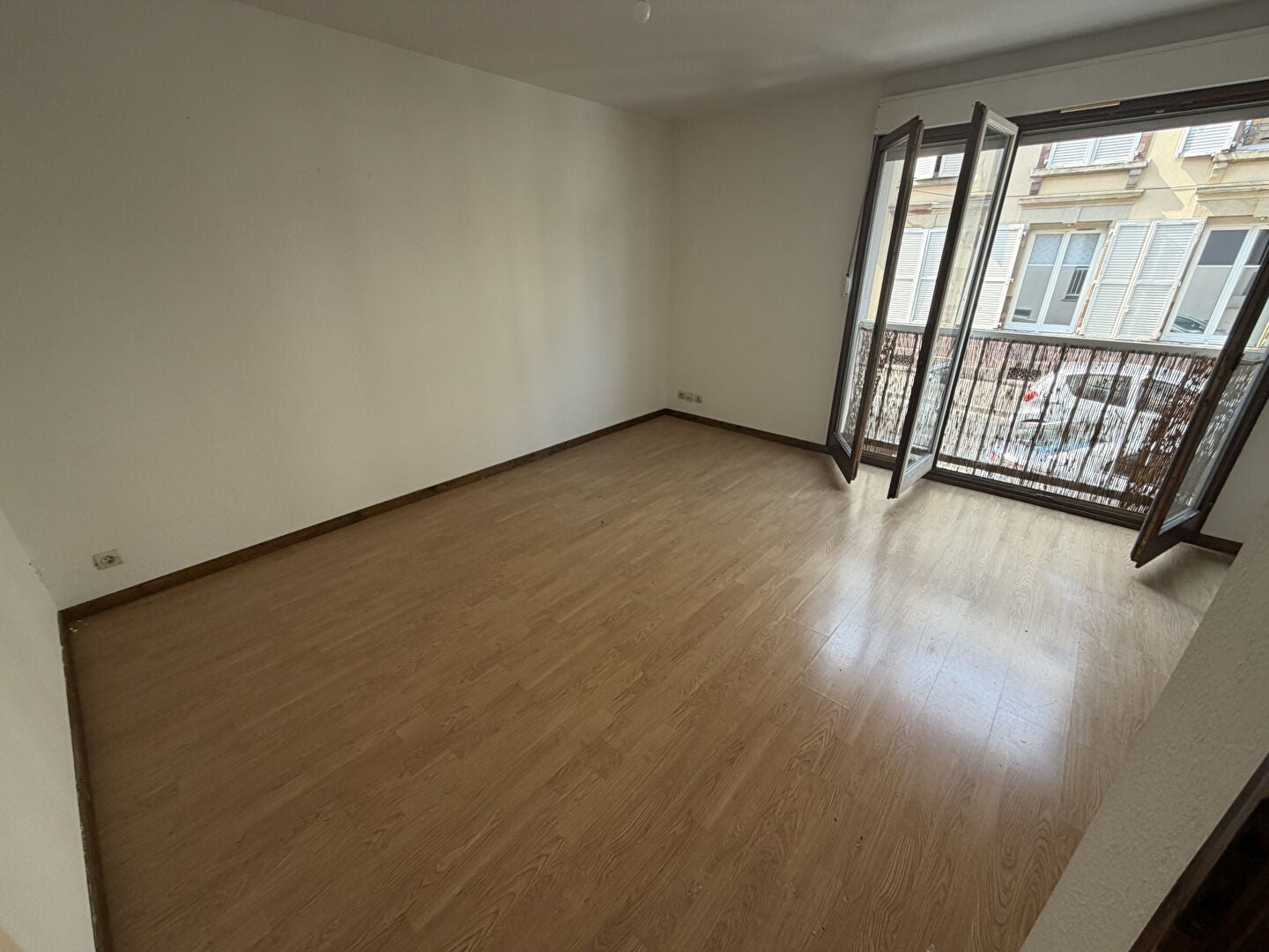 Flat Rue Monseigneur Trouillet in Lunéville