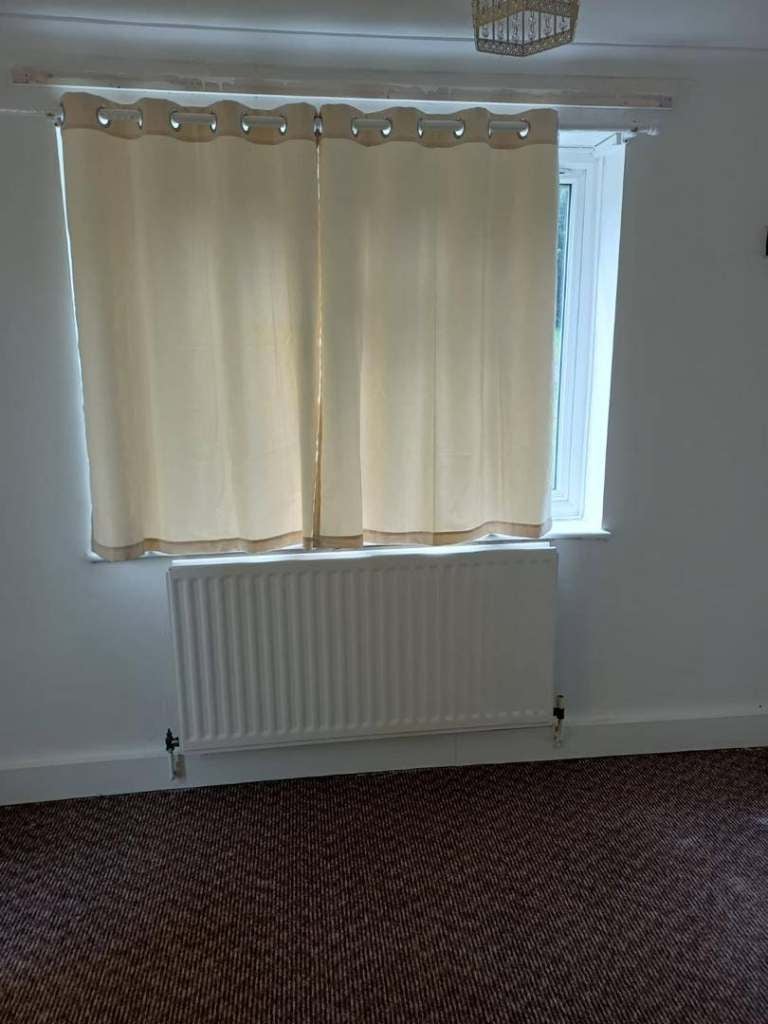 Flat Iona Close in Greater London