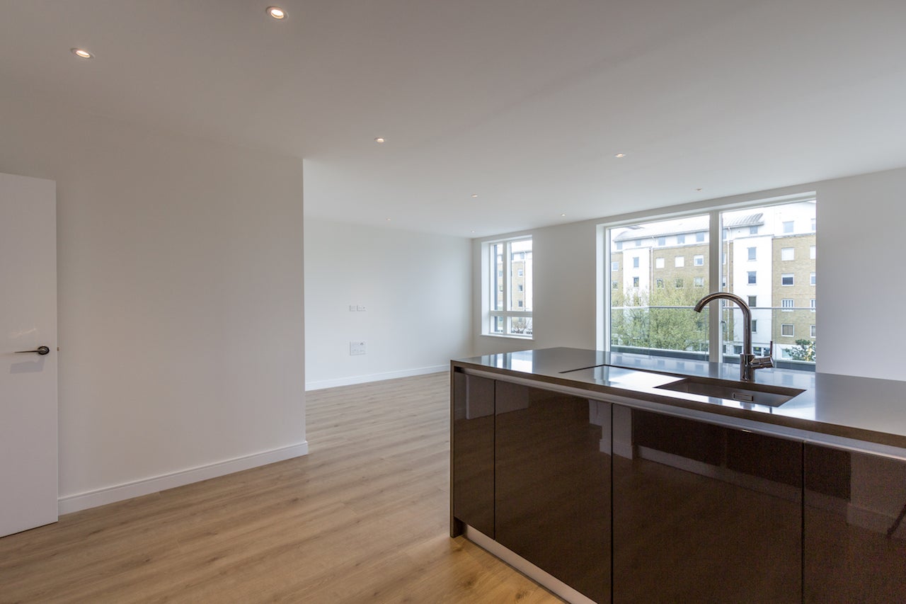 Flat Lionel Road South in Greater London