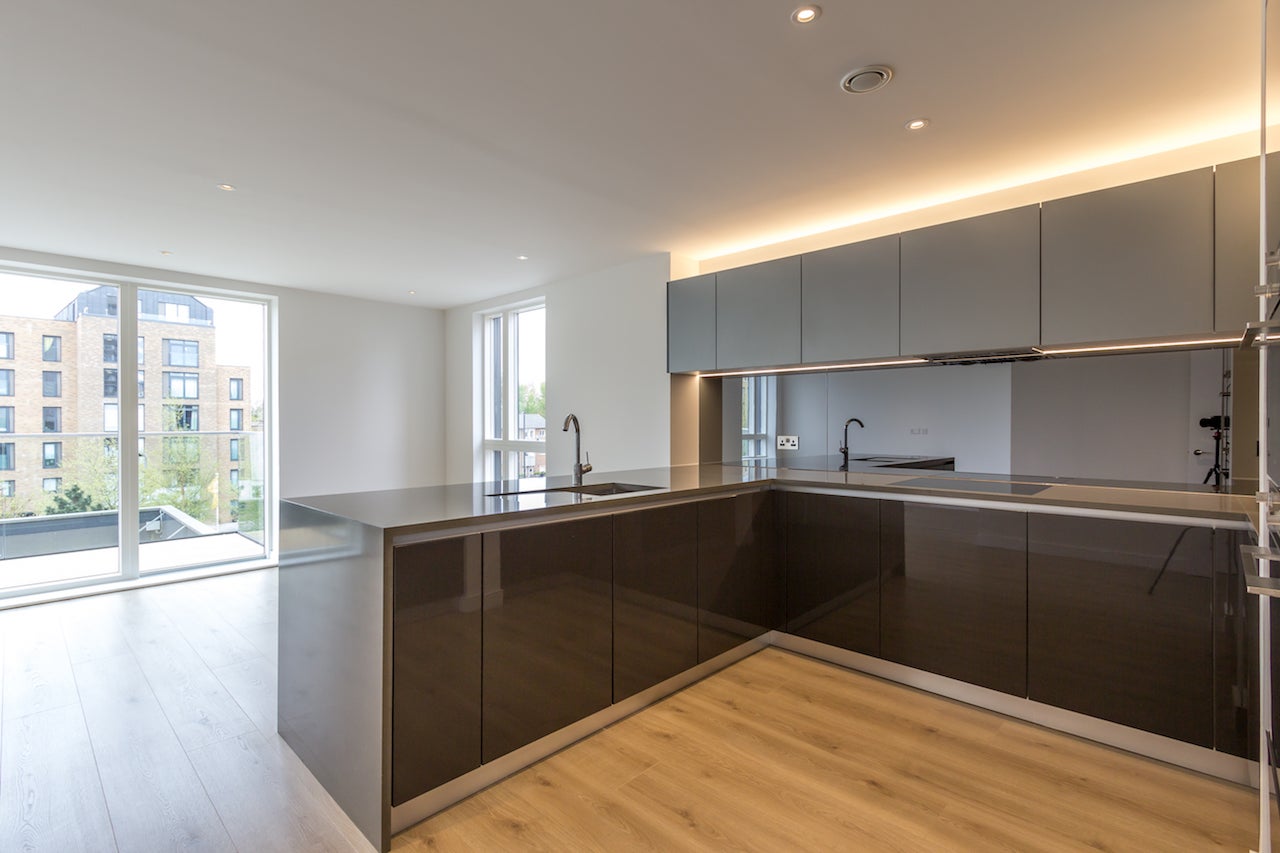Flat Lionel Road South in Greater London