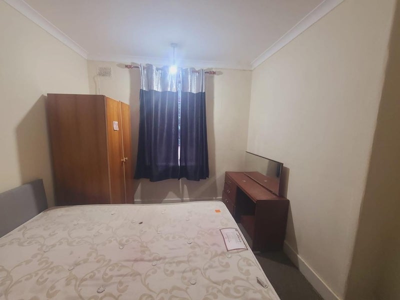 Room Sighthill Drive in City of Edinburgh
