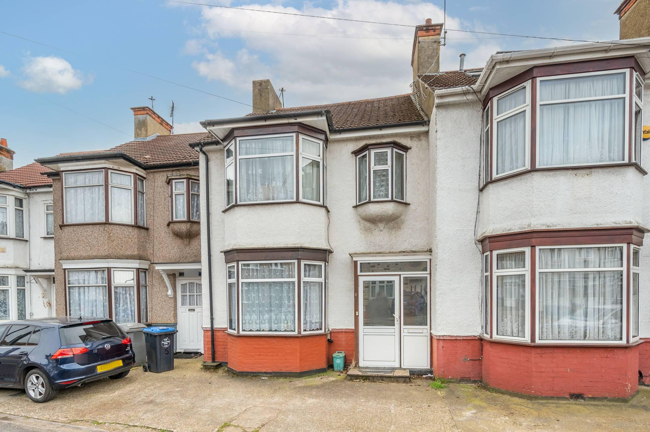 House Walrond Avenue in Greater London