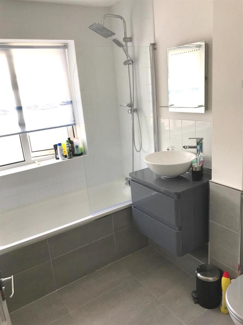 Room Hackington Crescent in Greater London