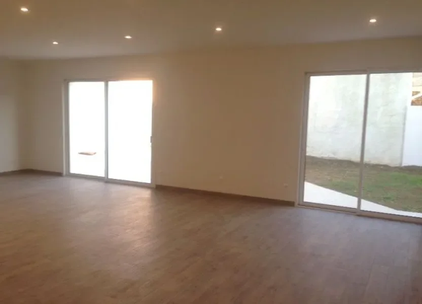 Flat Rue Raymond Jean in L'Houmeau
