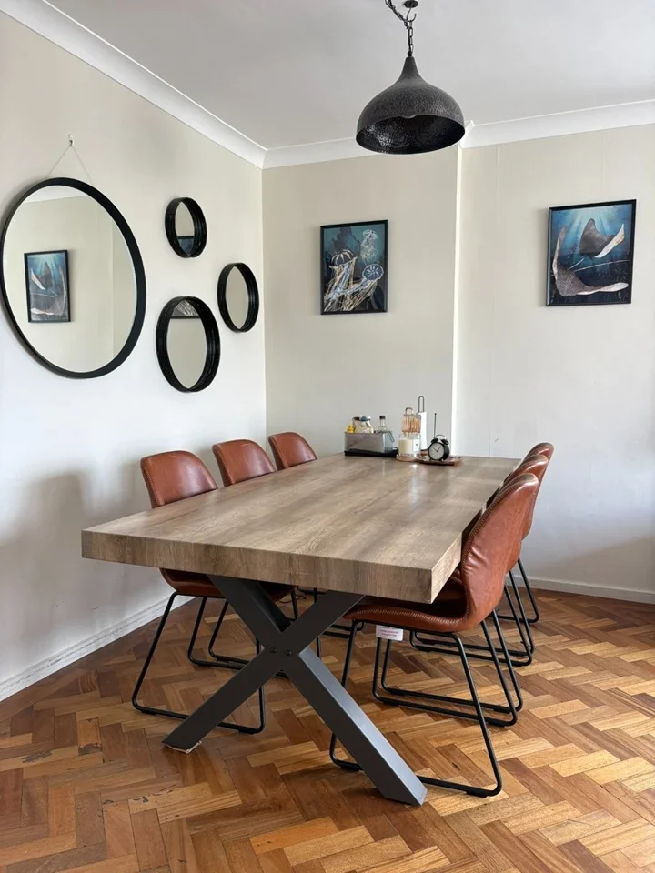 Flat Park Crescent in City of Westminster