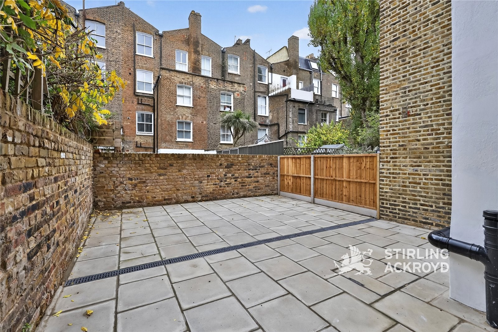 Flat St Charles Square in Greater London