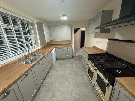 House Tofrek Terrace in Reading