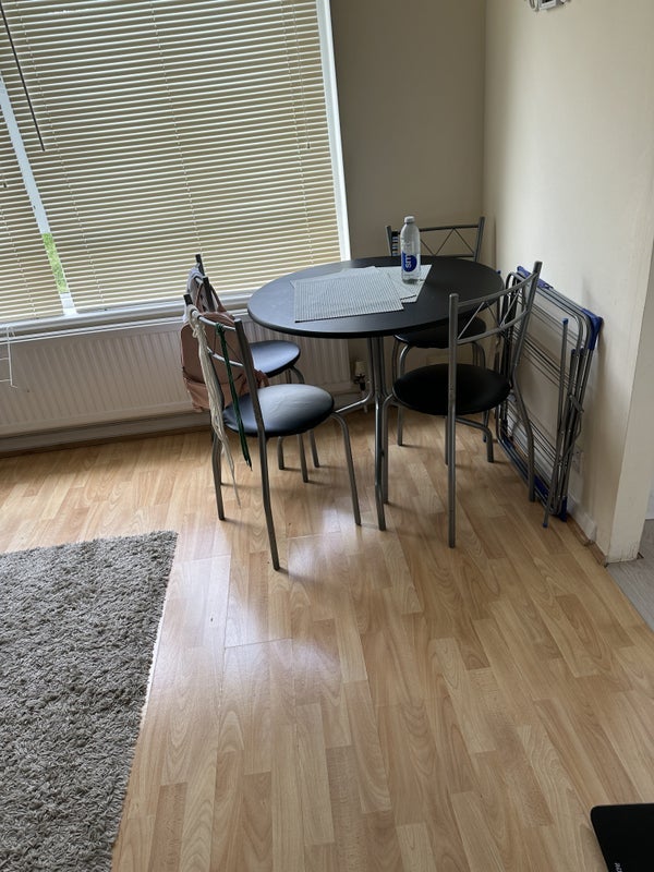Room Westmoreland Road in Greater London