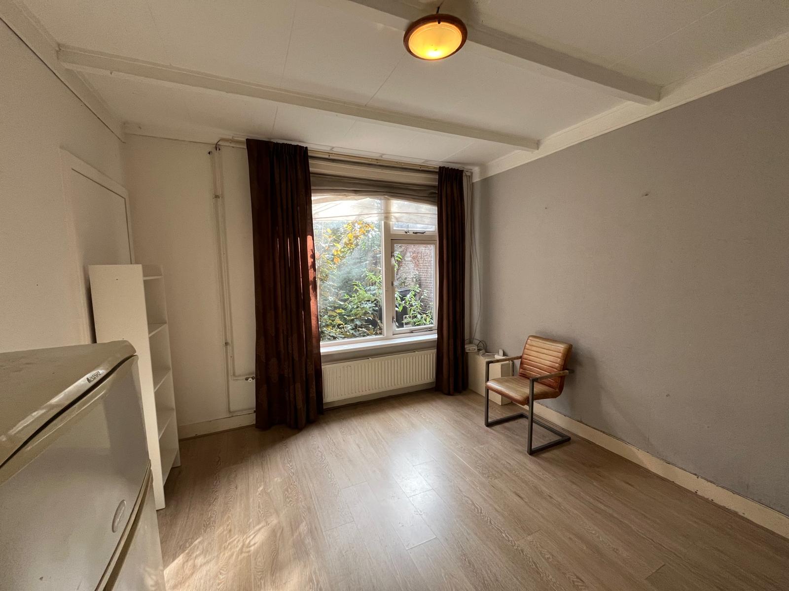 Kamer te huur: Van Dijckstraat 18-02, Tilburg