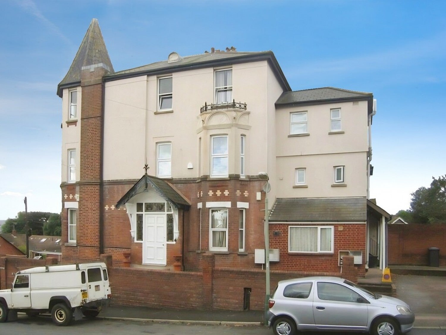 Flat Sylvan Road in Exeter