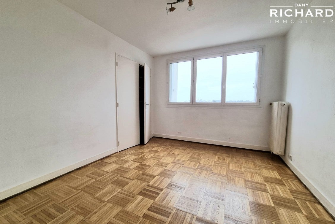 Flat Avenue Aristide Briand in Rennes