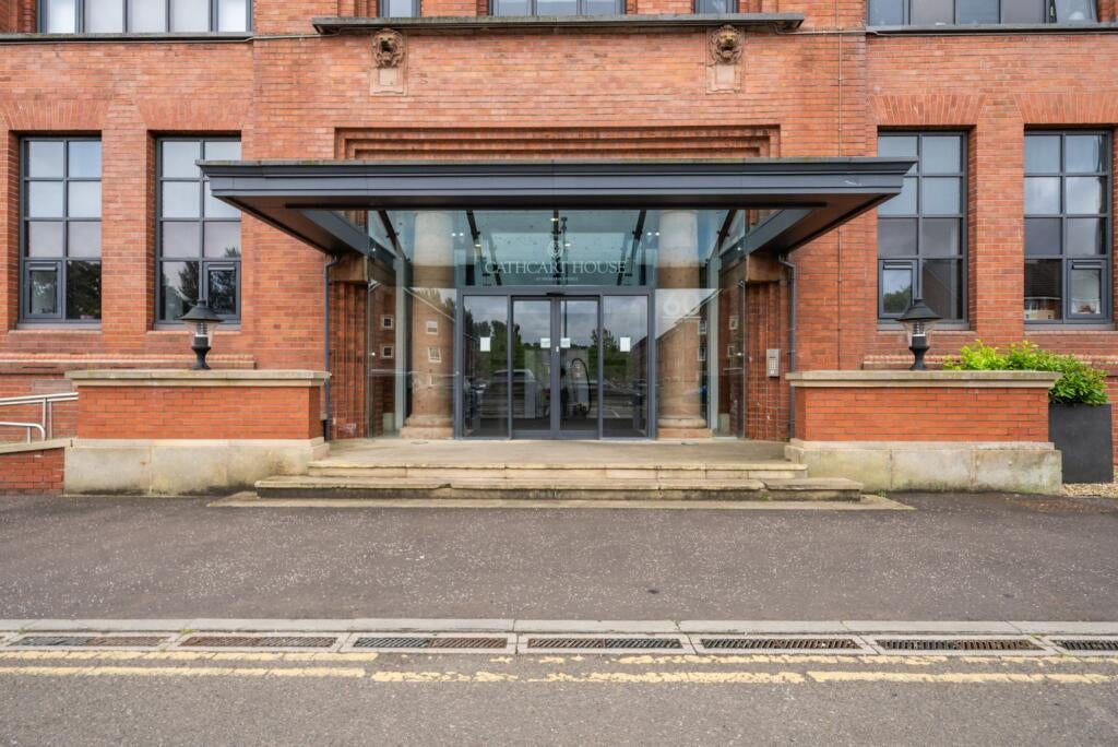Flat Inverlair Avenue in Glasgow