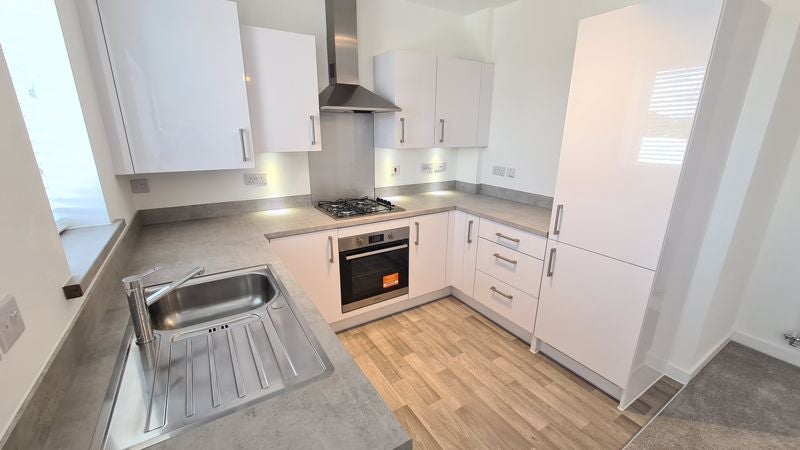 Flat Underwood Close in Peterborough
