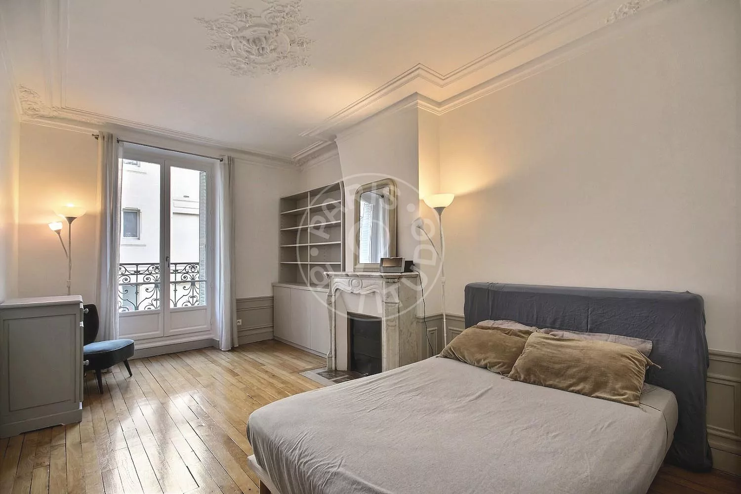 Flat Rue de l'Arbalète in Paris