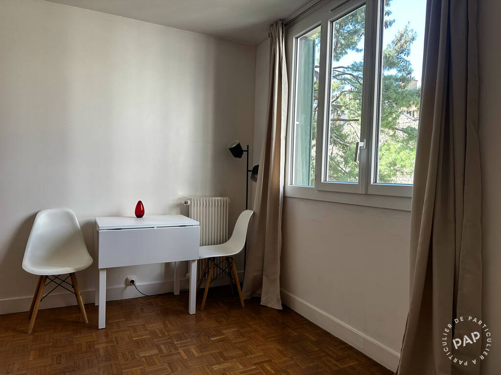 Flat Boulevard Ney in Paris