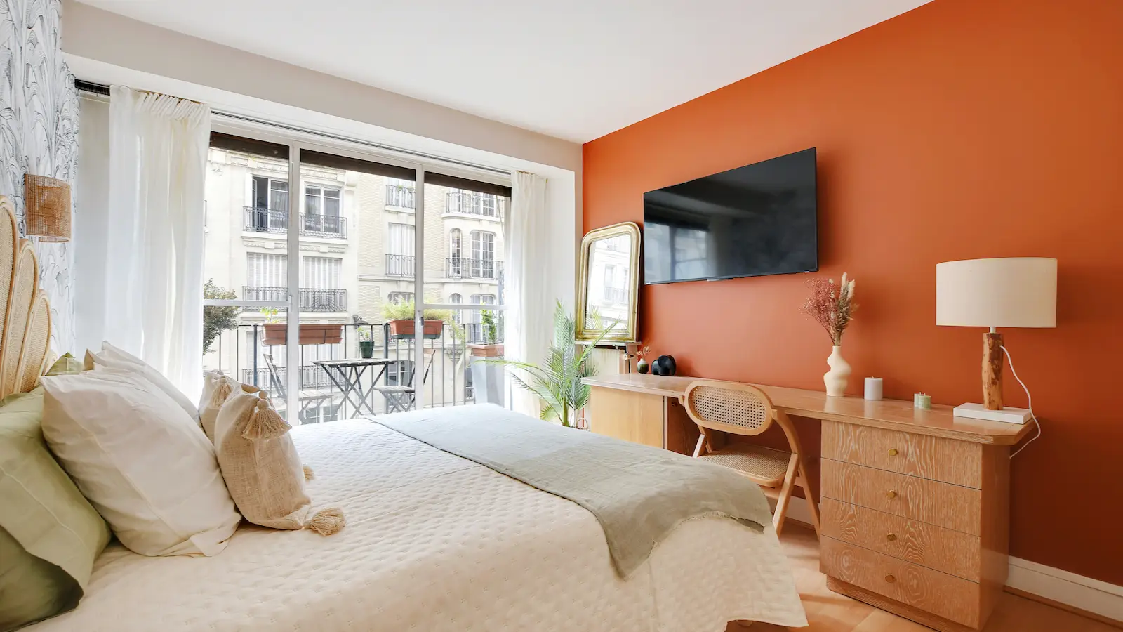 Room Place du Costa Rica in Paris