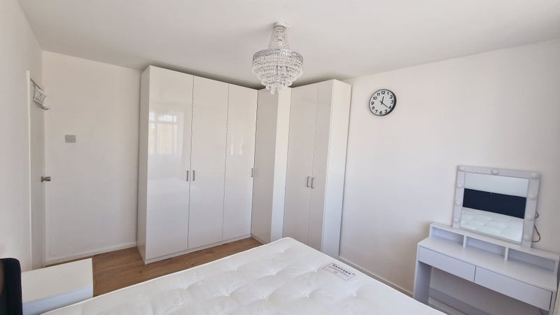 Room Berwyn Avenue in Coventry