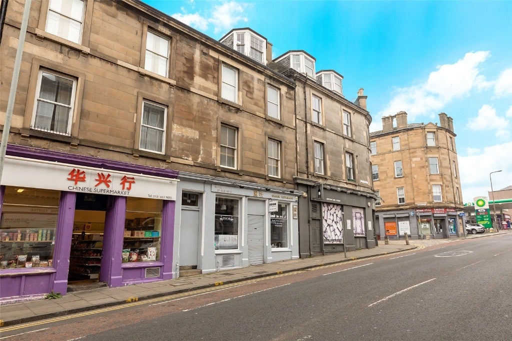 Flat Ratcliffe Terrace in City of Edinburgh