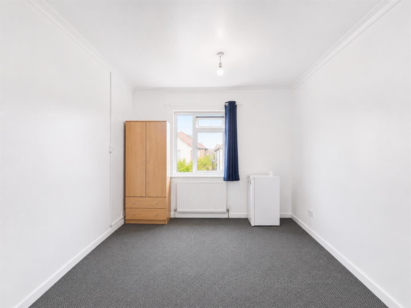 Room Northcote Avenue in Greater London