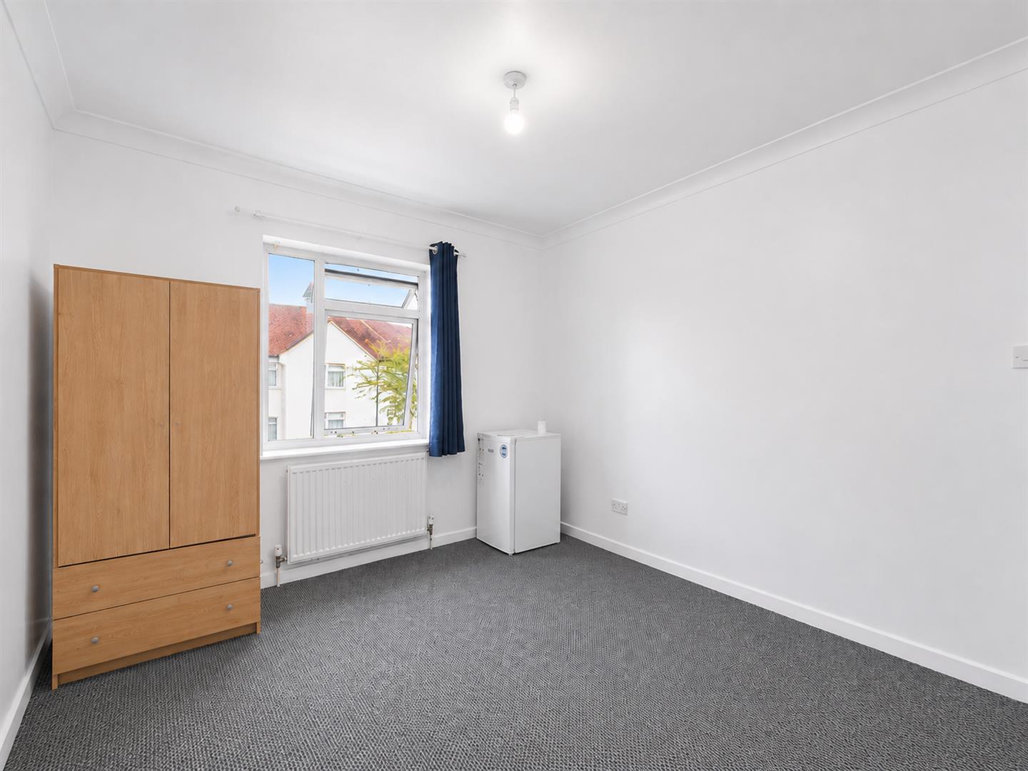 Room Northcote Avenue in Greater London
