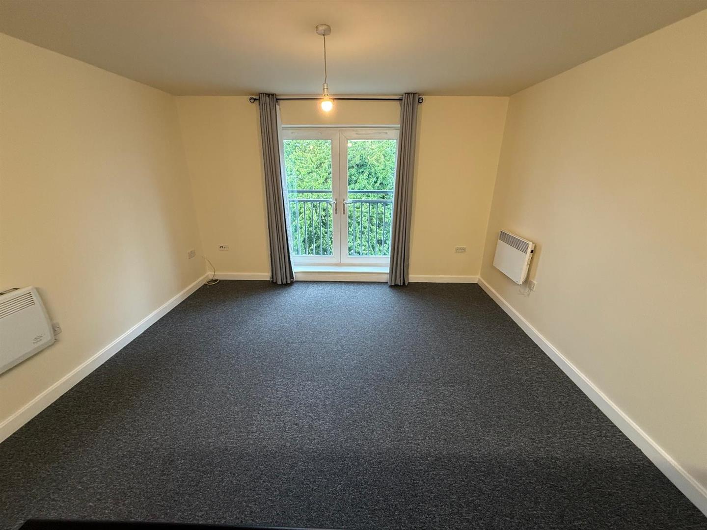 Flat New Hall Lane in Preston