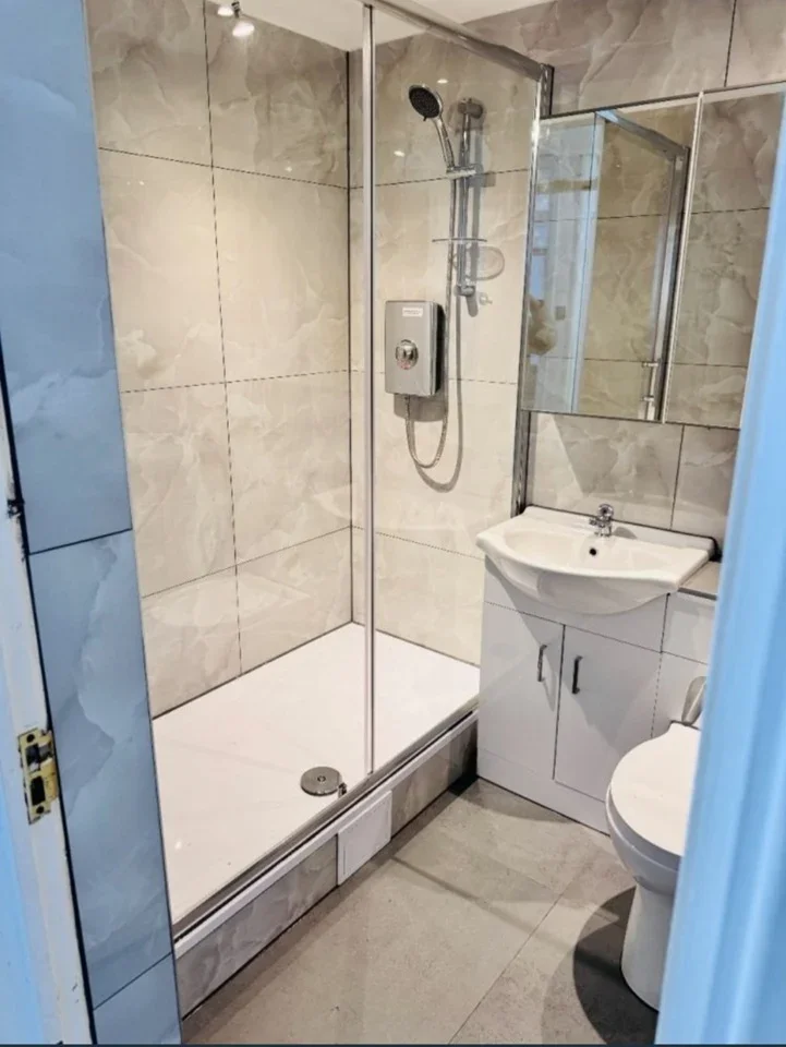 Room Tenbury Close in Greater London