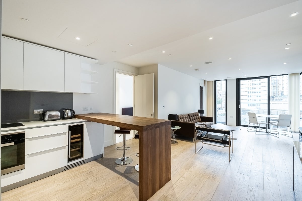 Flat Merchant Square in City of Westminster