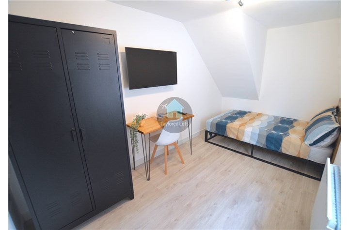 Flat Wolseley Gardens in Newcastle upon Tyne