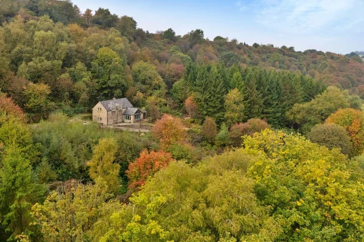 House Coldharbour Lane in North East Derbyshire