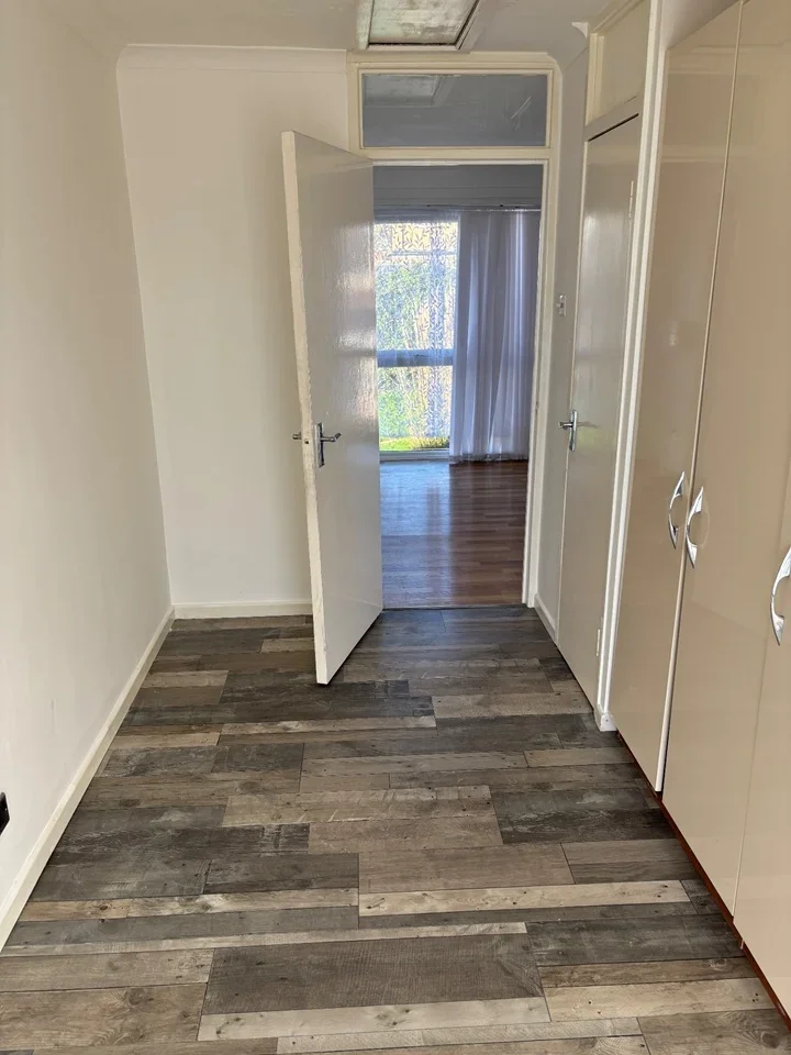 Flat Berners Way in Broxbourne
