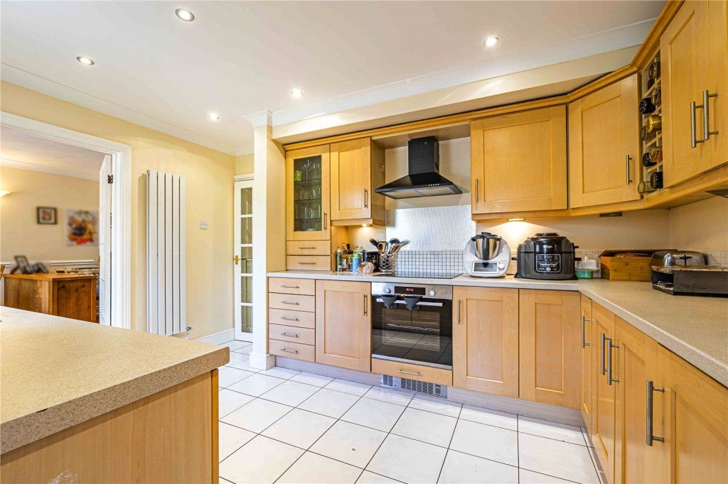 House Barnacres Road in Dacorum
