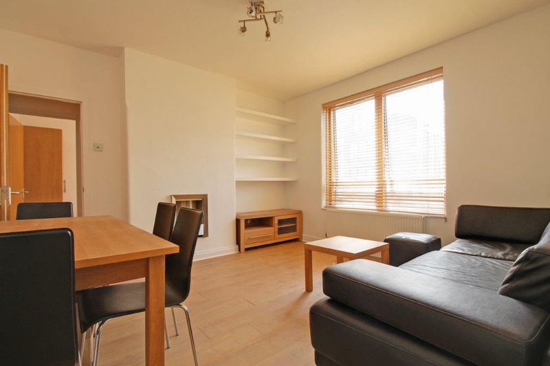 Flat Brandon Street in Greater London