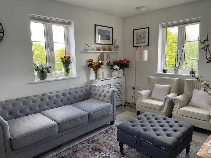 Room Cornwell Avenue in Crawley