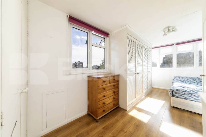 Flat Iverson Road in Greater London