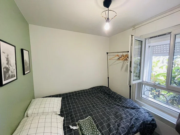 Flat Rue Petit in Clichy