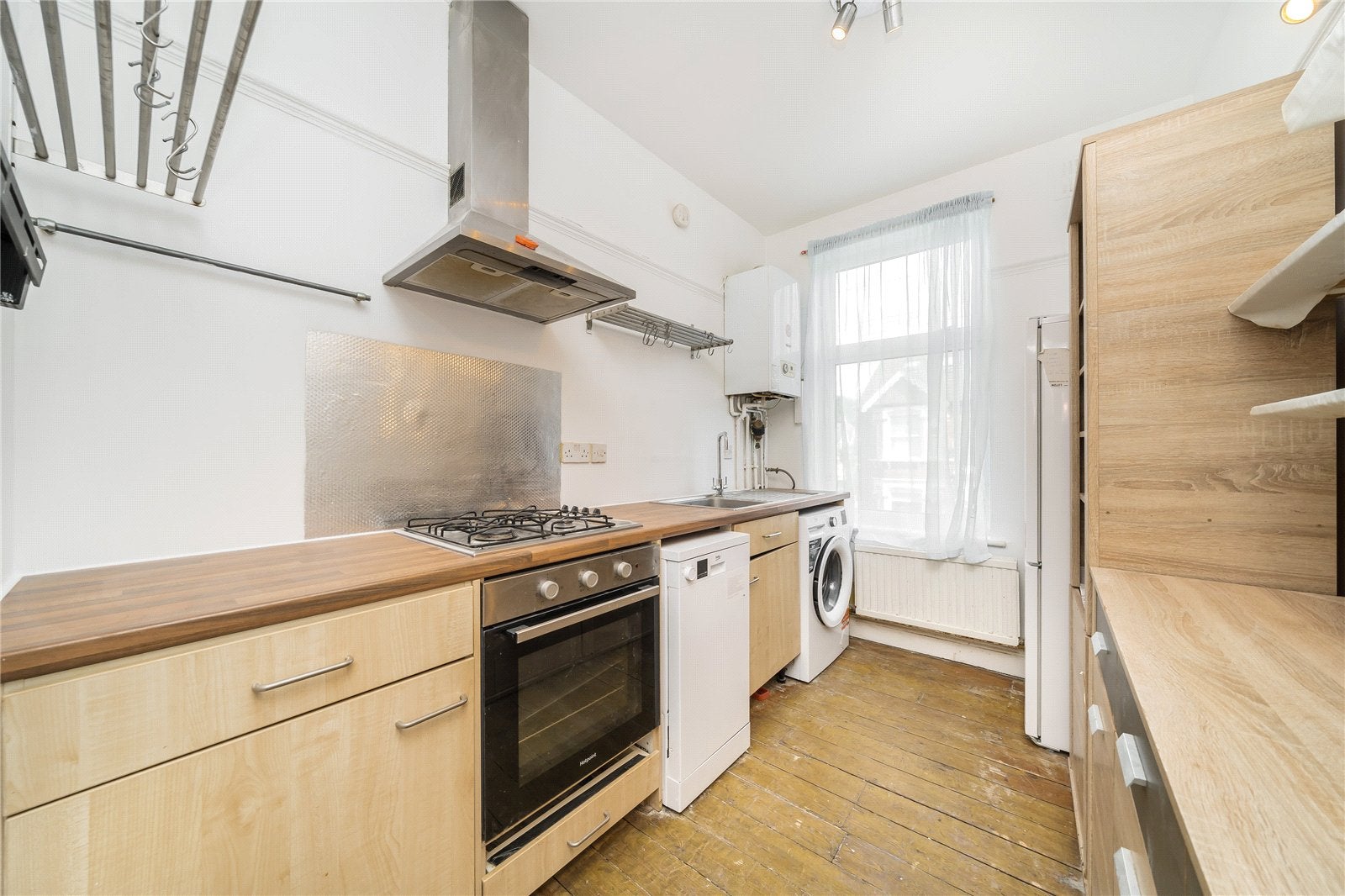 Flat Cleveland Park Crescent in Greater London